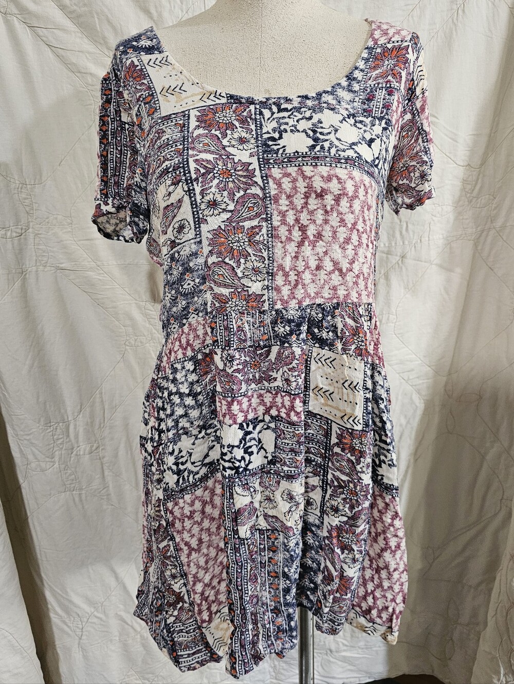 Billabong Patchwork Paisley/Boho Short Sleeve Tunic Dress